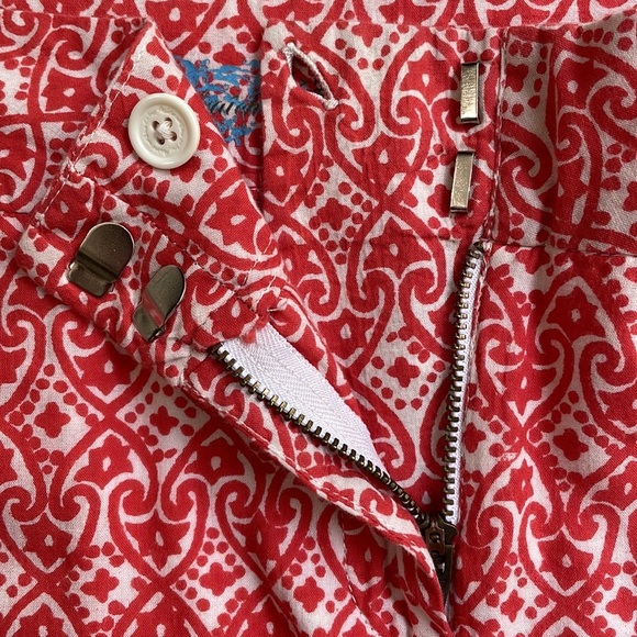 CREME FRAICHE LUXURY RESORT WEAR shorts size small red ikat front & rear pockets - Picture 8 of 8